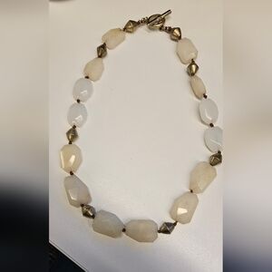 ELLEN TRACY MILKY QUARTZ NECKLACE